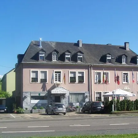 Hotel Am Ufer 2*