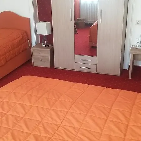 Am Ufer Hotel